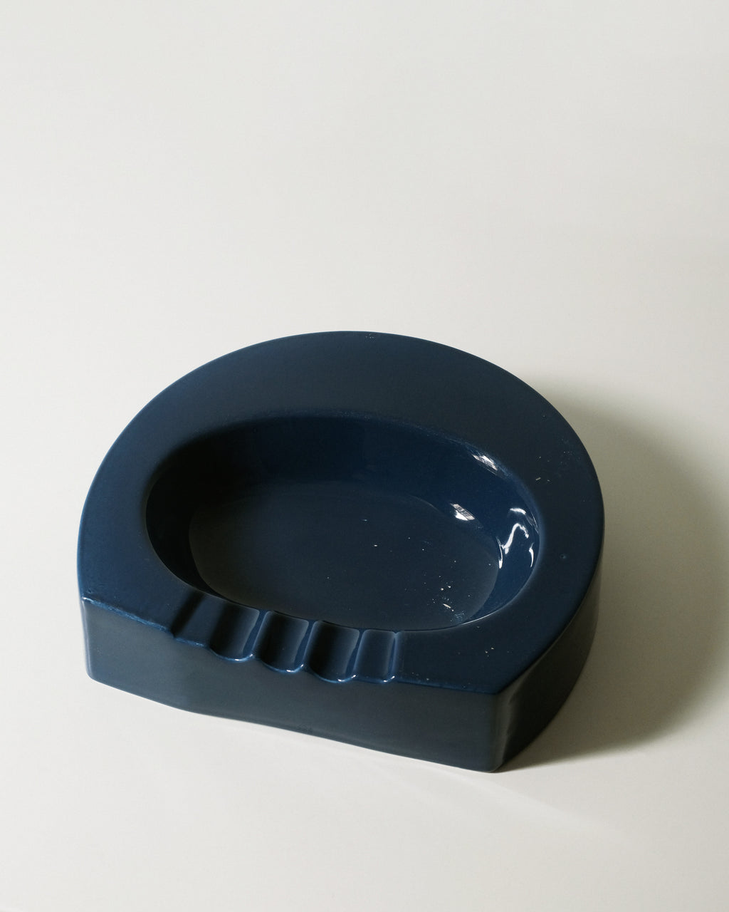 01_Ceramic Ashtray