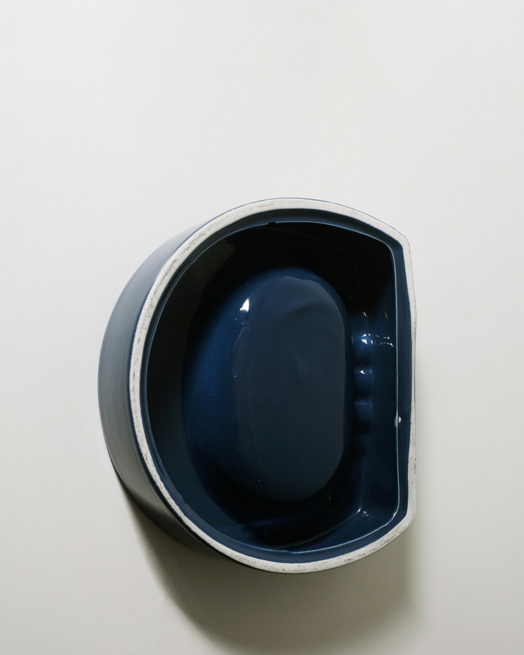 01_Ceramic Ashtray
